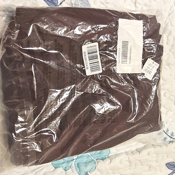 GAP Red Wide Leg Pants Flowing High-Waisted Design - Picture 2 of 2